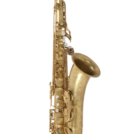 remy-saxophone-tenor_sideright